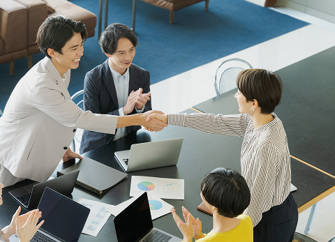 成果と顧客からの評価 イメージ